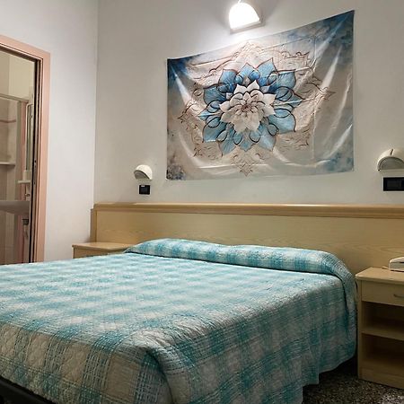 Piccolo Hotel Cesenatico Esterno foto