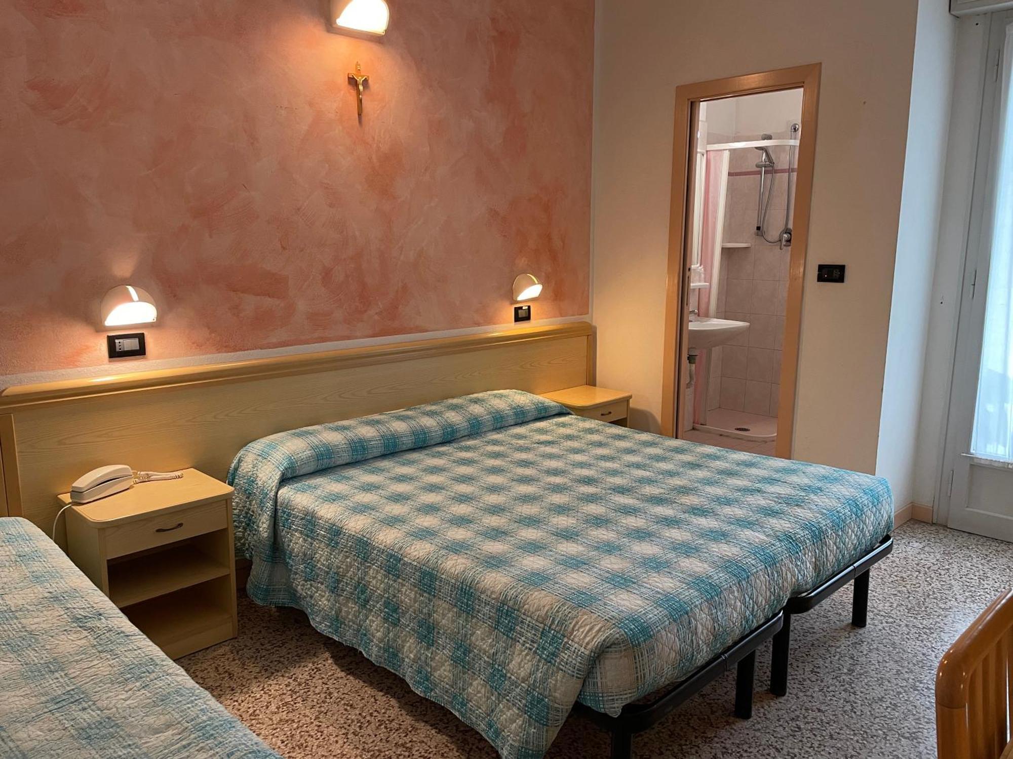 Piccolo Hotel Cesenatico Esterno foto